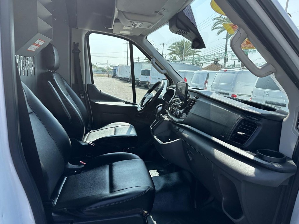 2020 Ford Transit photo 17