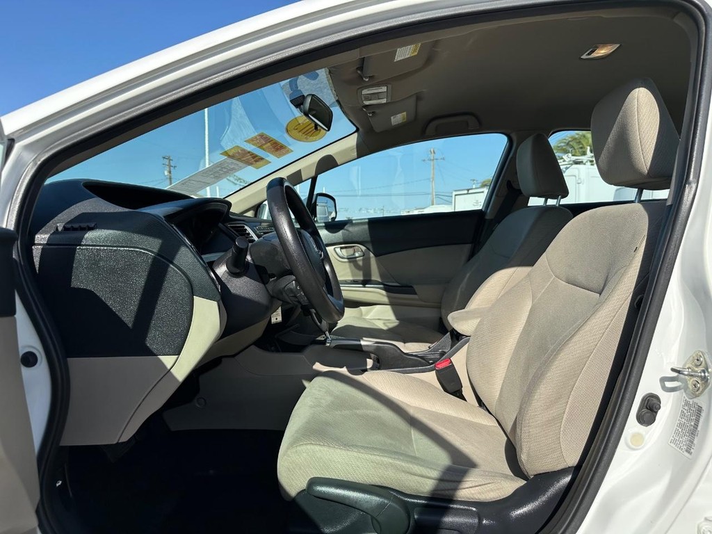 2013 Honda Civic LX photo 12