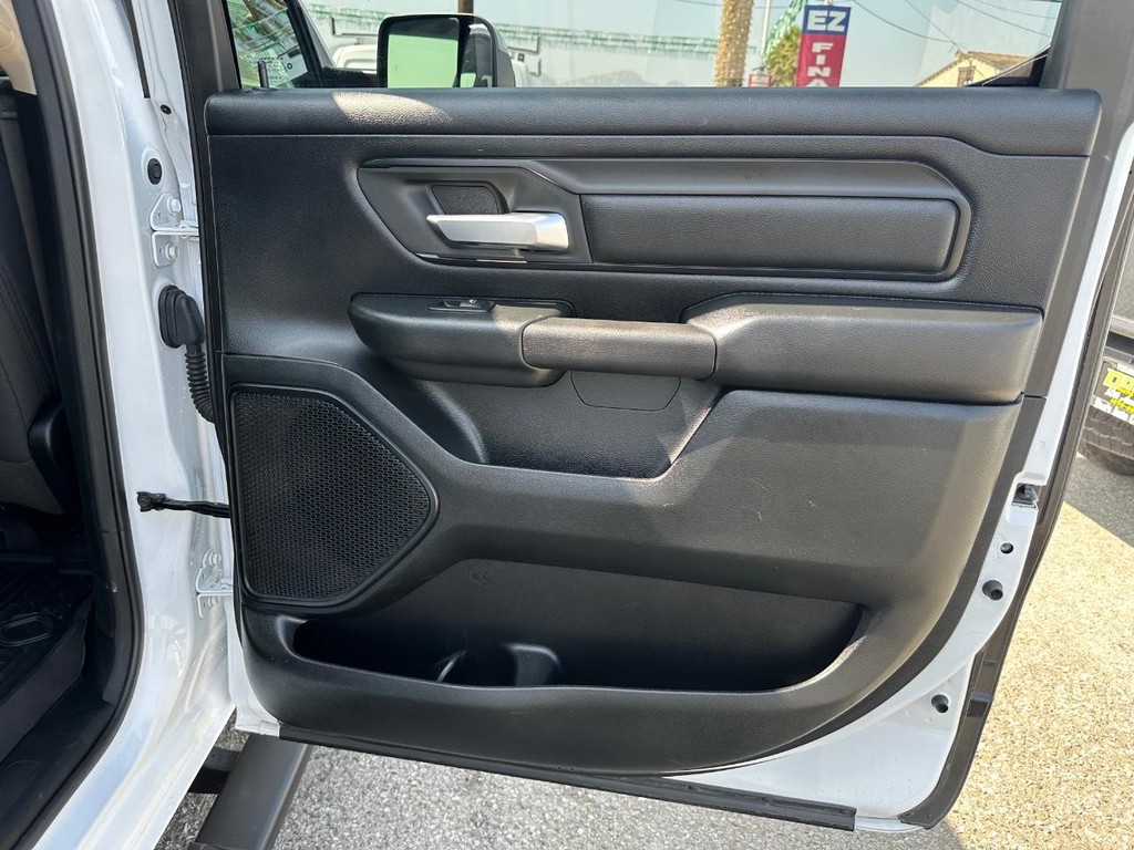 2020 Ram 1500 photo 25