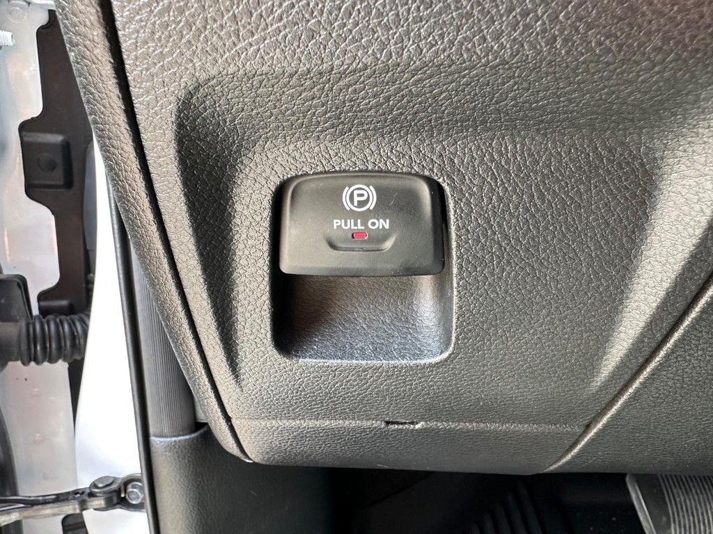 2020 Ram 1500 photo 36
