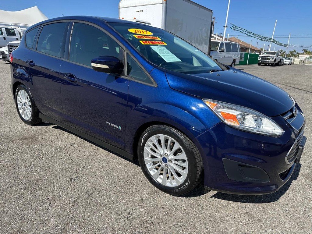 2017 Ford C-Max Hybrid SE photo 2