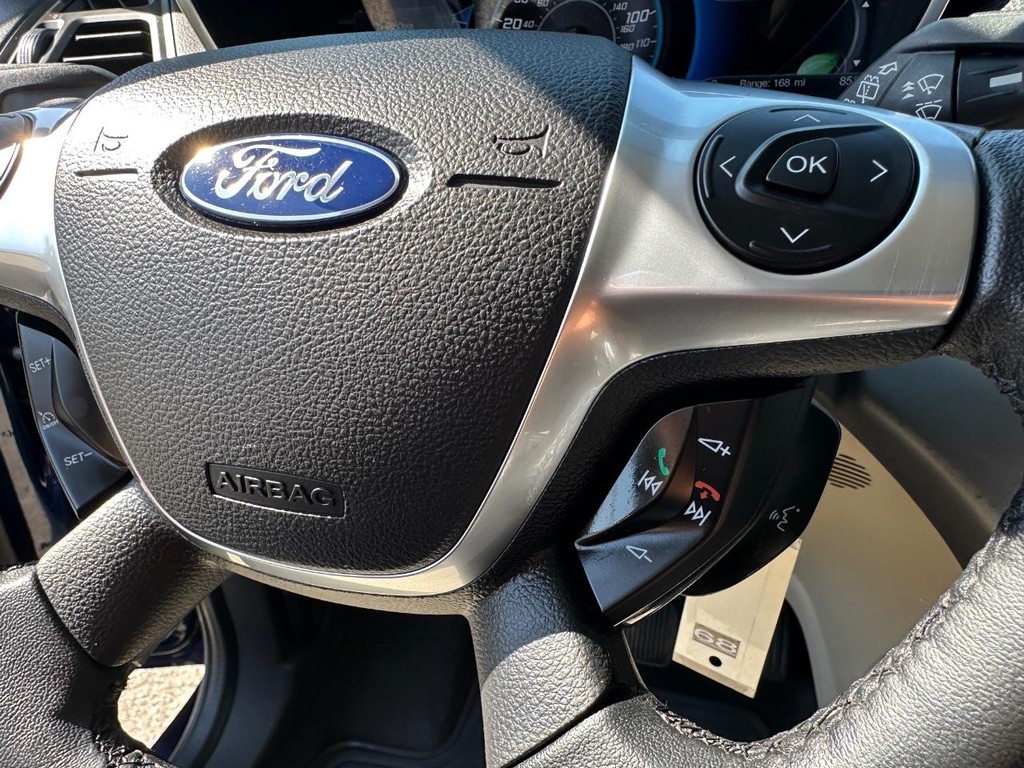 2017 Ford C-Max Hybrid SE photo 24
