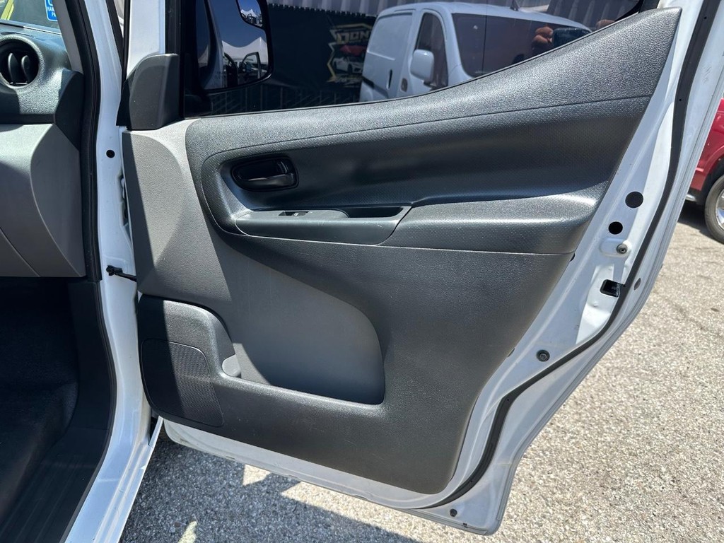 2016 Chevrolet City Express LS Cargo Van photo 20