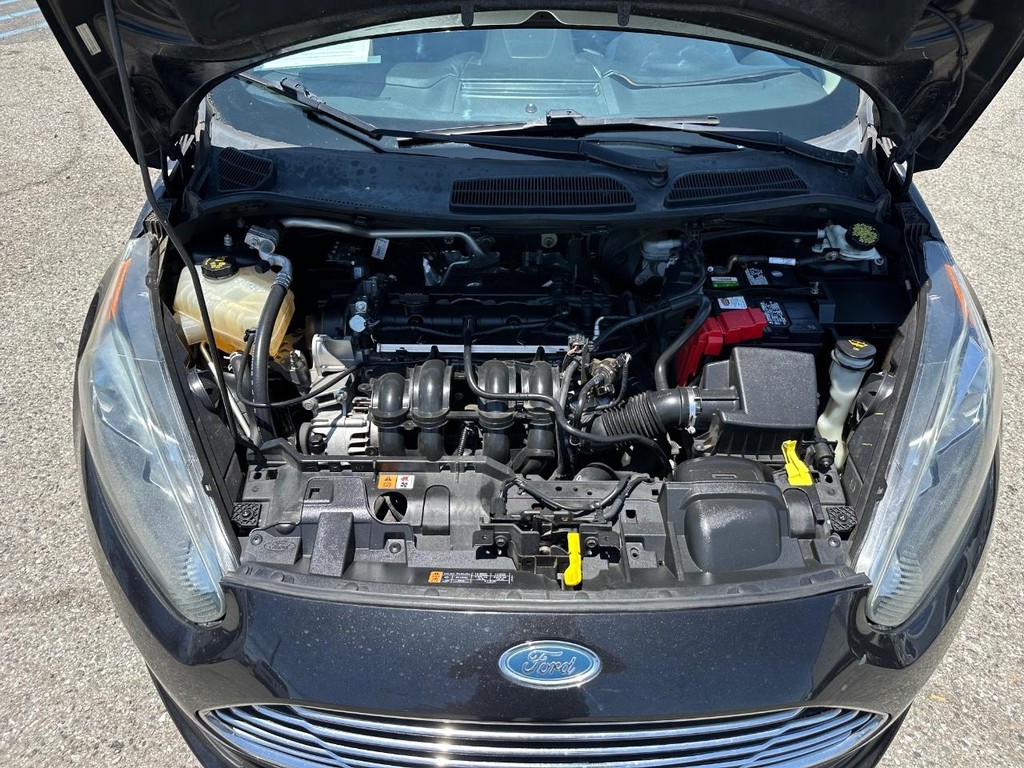 2015 Ford Fiesta SE photo 33