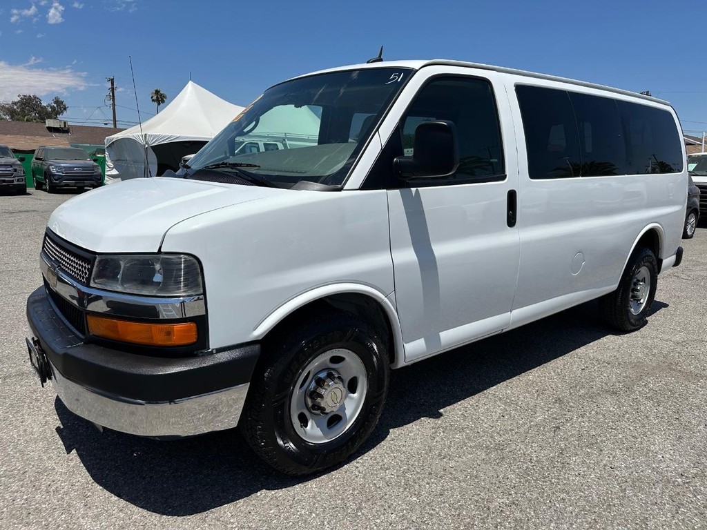 2013 Chevrolet Express 2500 LT photo 8