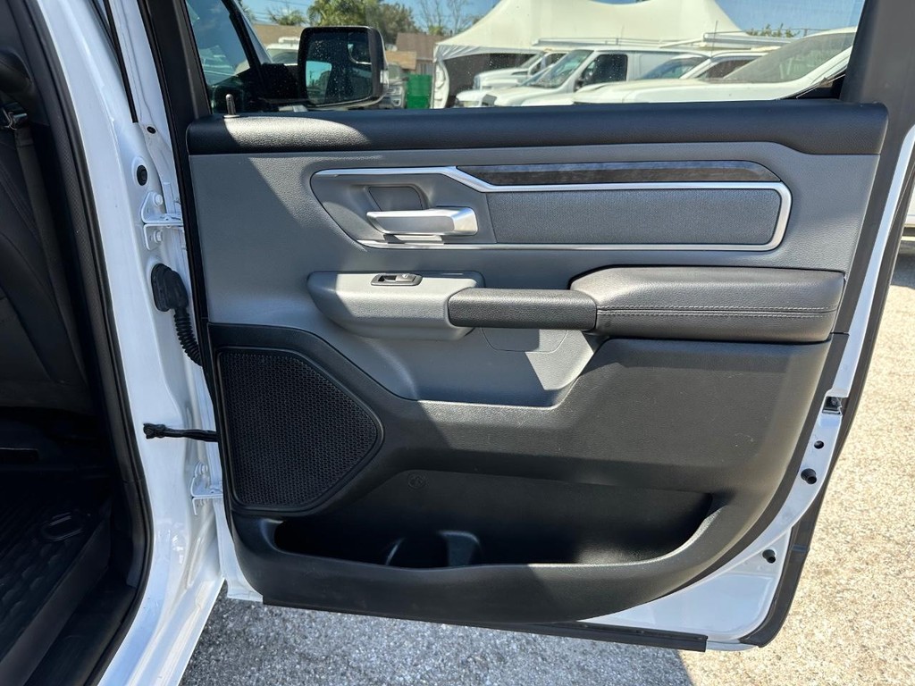 2021 Ram 1500 Big Horn photo 23