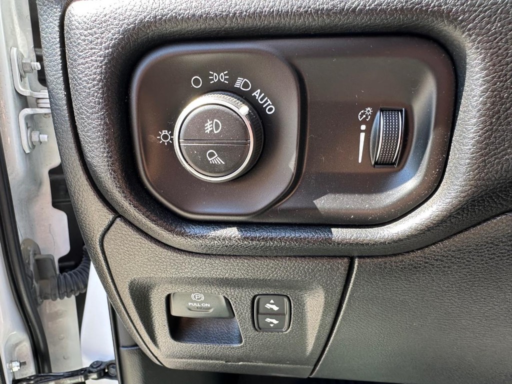 2021 Ram 1500 Big Horn photo 28