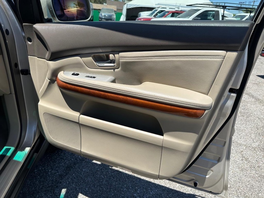 2004 Lexus RX 330 photo 14