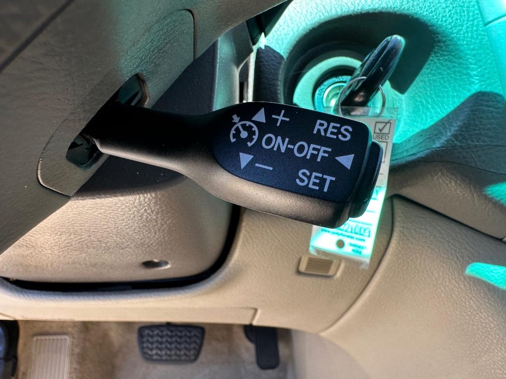 2004 Lexus RX 330 photo 34