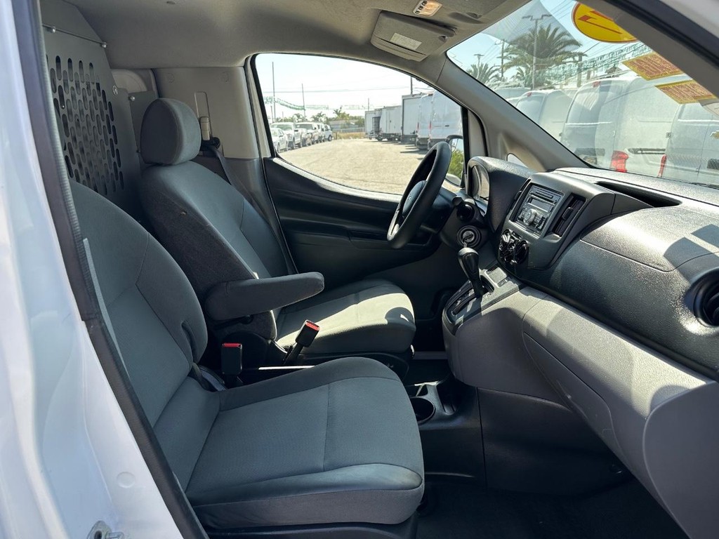 2017 Chevrolet City Express LS Cargo Van photo 16