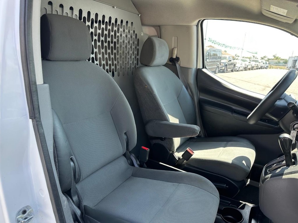 2017 Chevrolet City Express LS Cargo Van photo 17