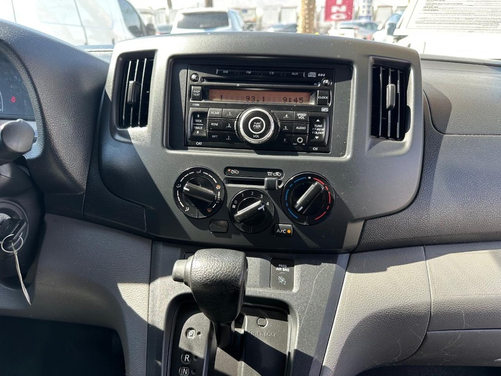 2017 Chevrolet City Express LS Cargo Van photo 18