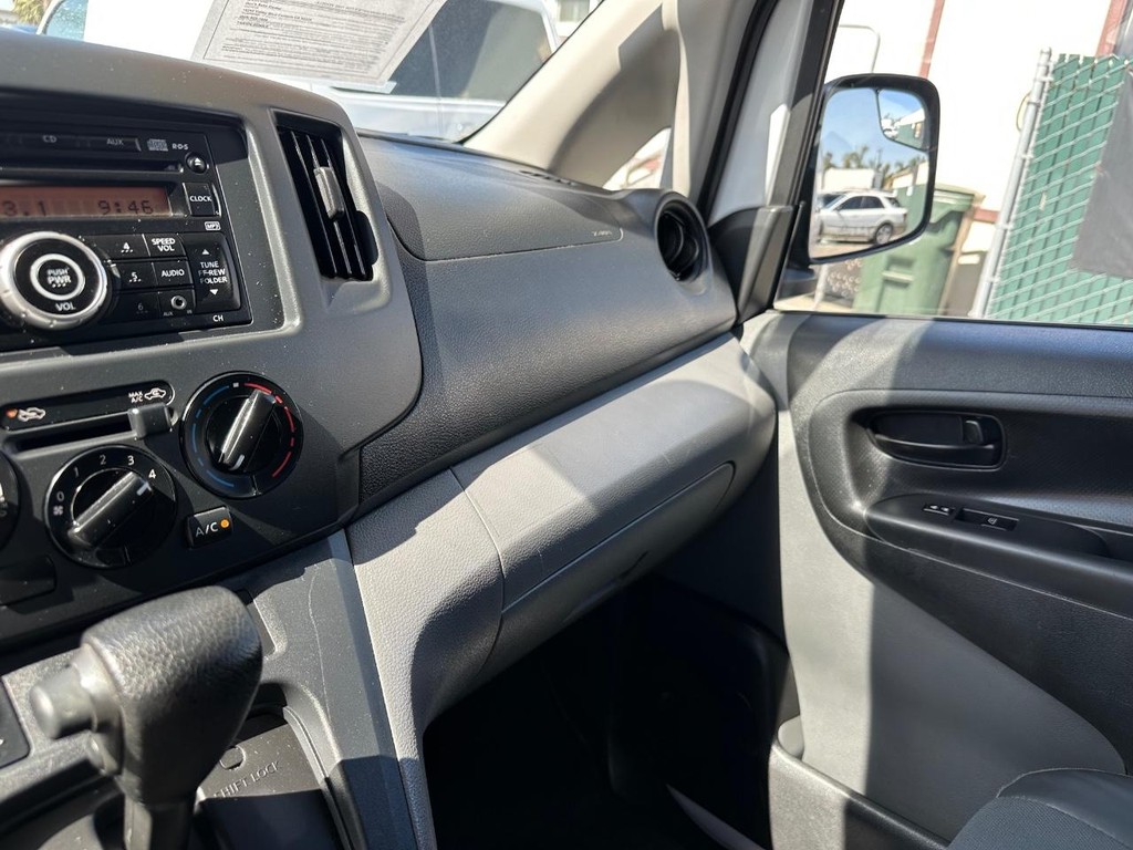2017 Chevrolet City Express LS Cargo Van photo 19