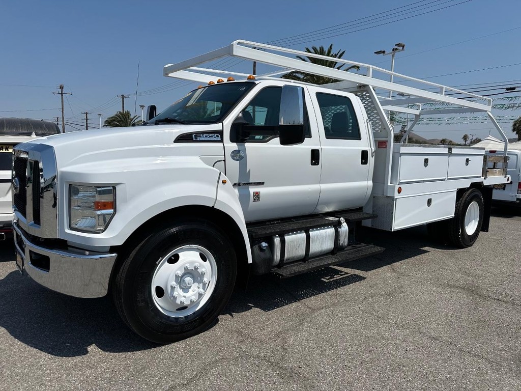 2016 Ford F-650 Crew Cab photo 7