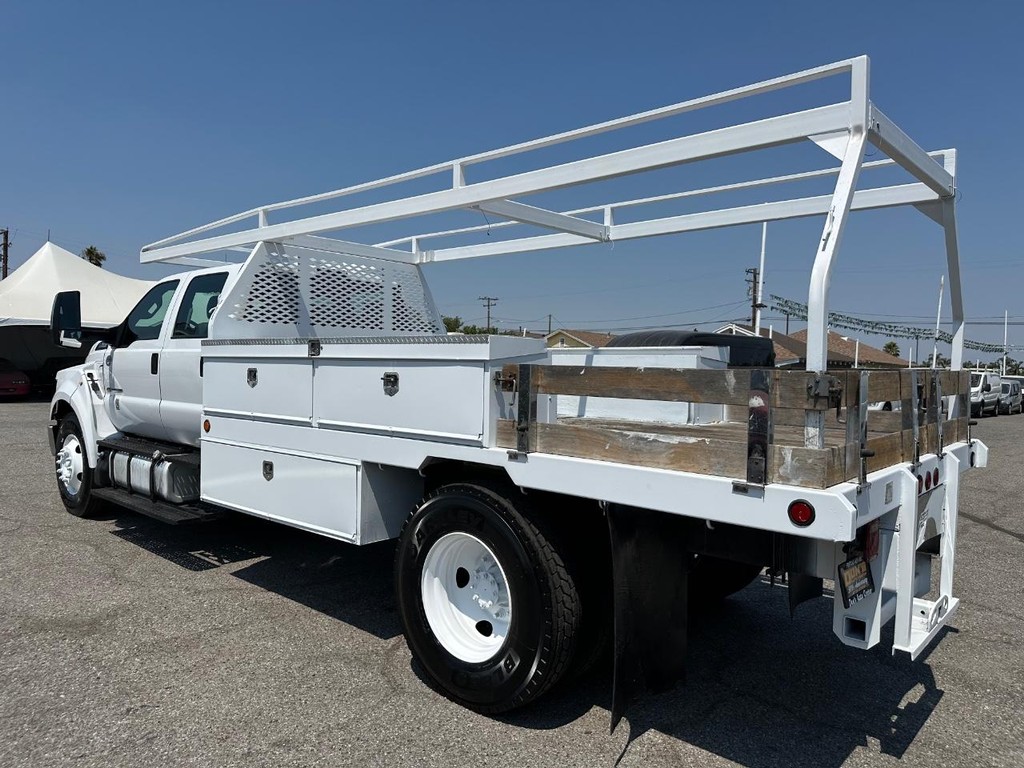 2016 Ford F-650 Crew Cab photo 8