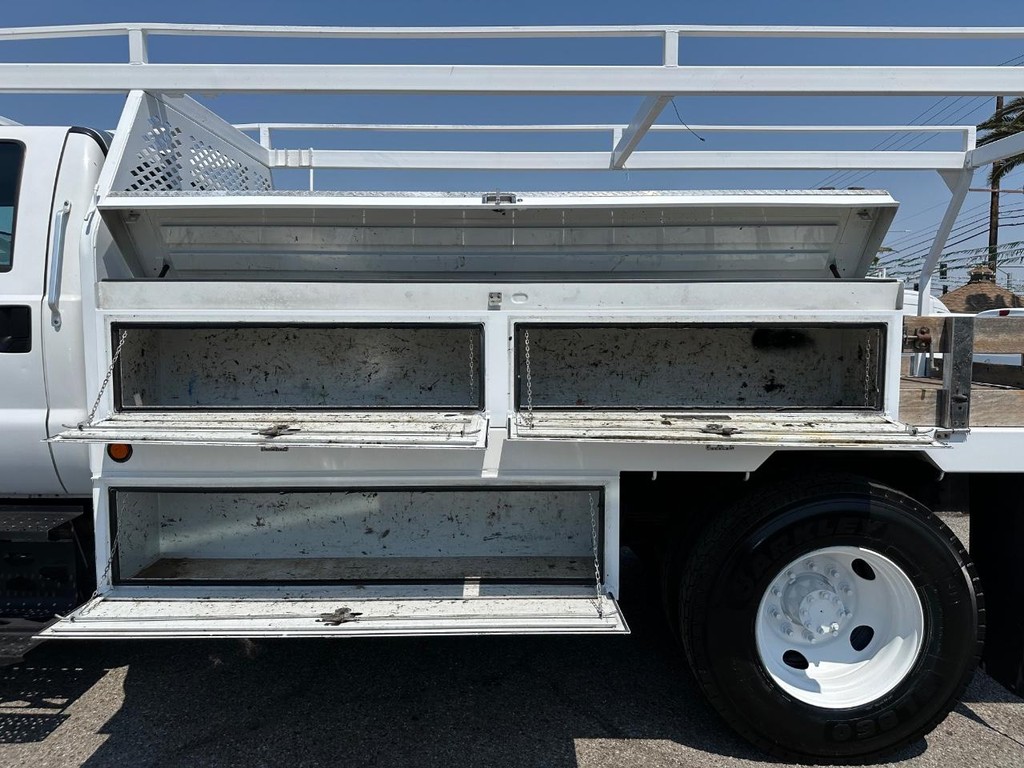 2016 Ford F-650 Crew Cab photo 11