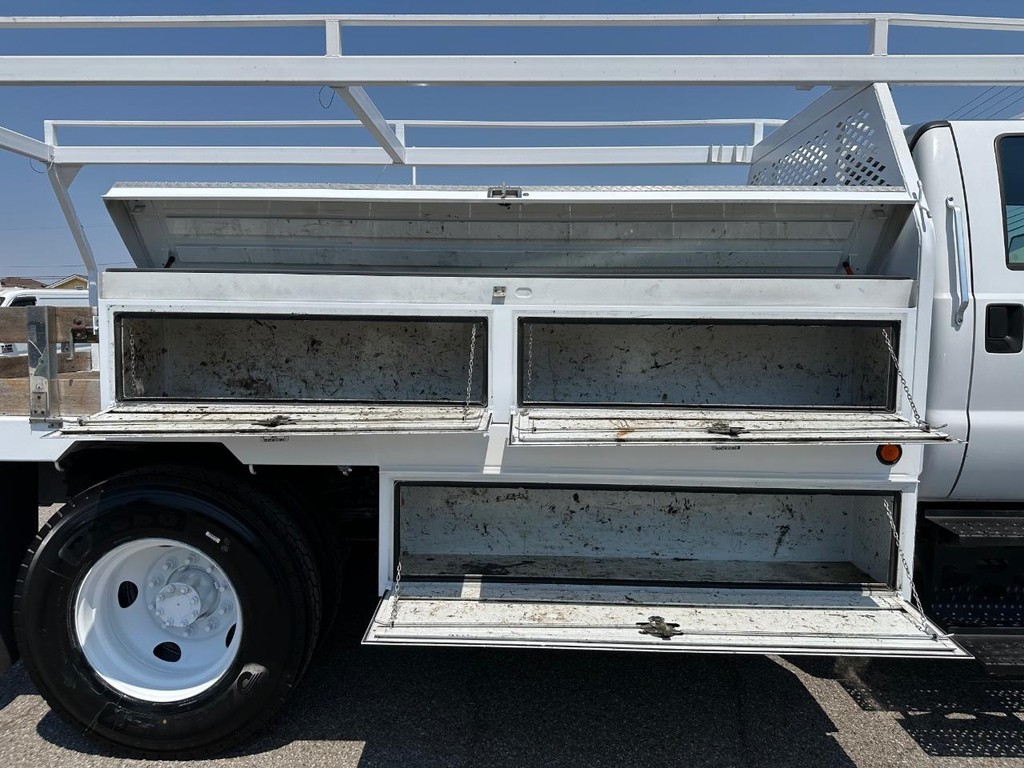 2016 Ford F-650 Crew Cab photo 13