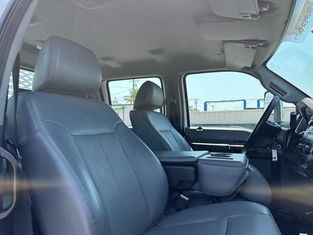 2016 Ford F-650 Crew Cab photo 21