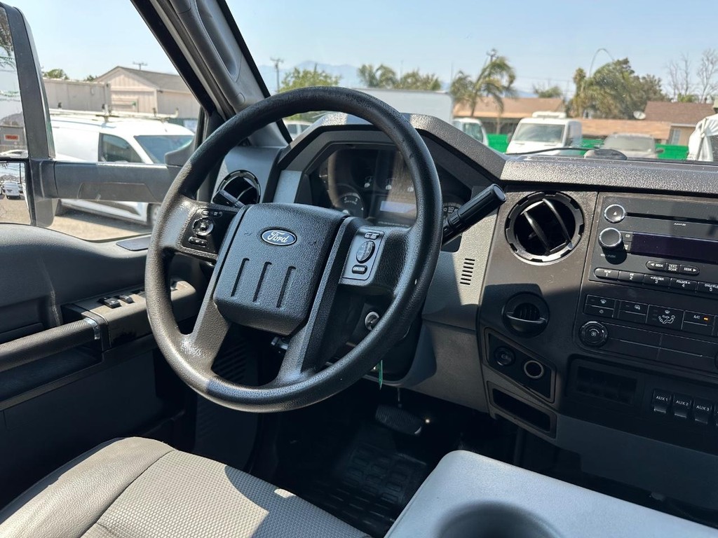 2016 Ford F-650 Crew Cab photo 23