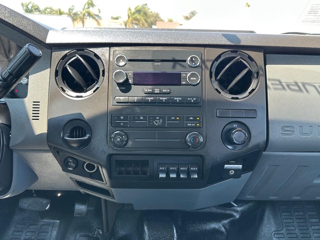 2016 Ford F-650 Crew Cab photo 24