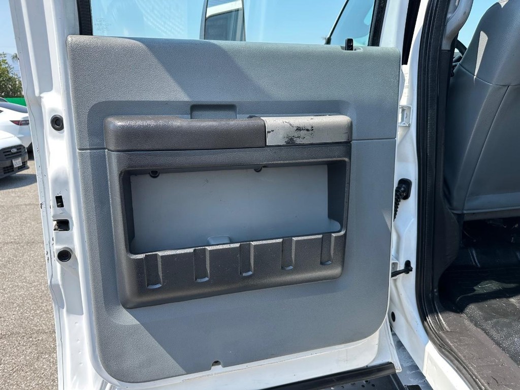 2016 Ford F-650 Crew Cab photo 28
