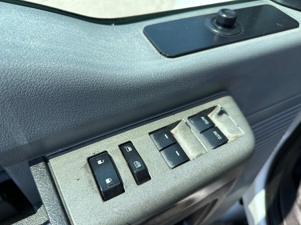 2016 Ford F-650 Crew Cab photo 30