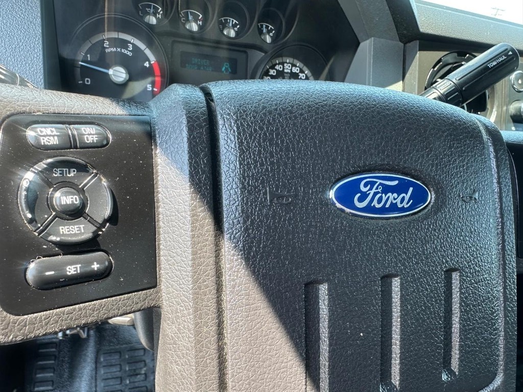 2016 Ford F-650 Crew Cab photo 31