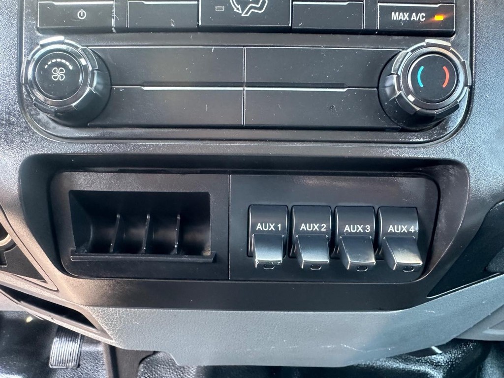 2016 Ford F-650 Crew Cab photo 34