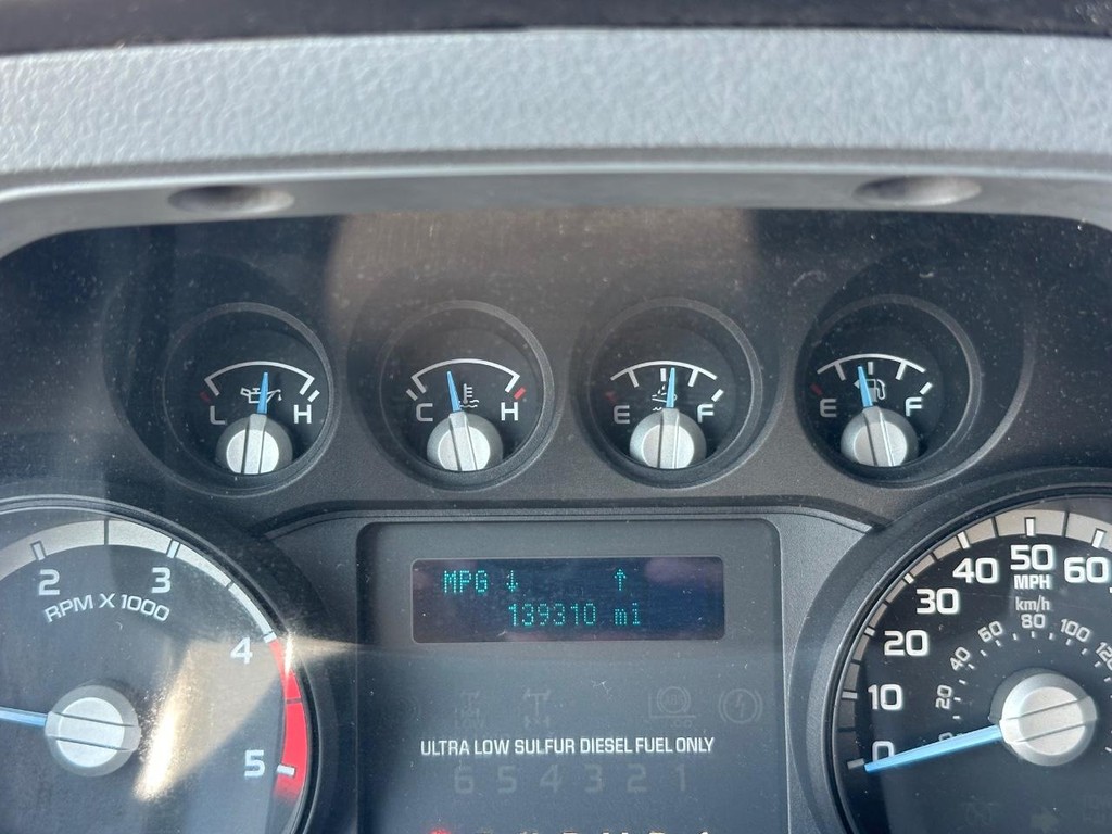 2016 Ford F-650 Crew Cab photo 36