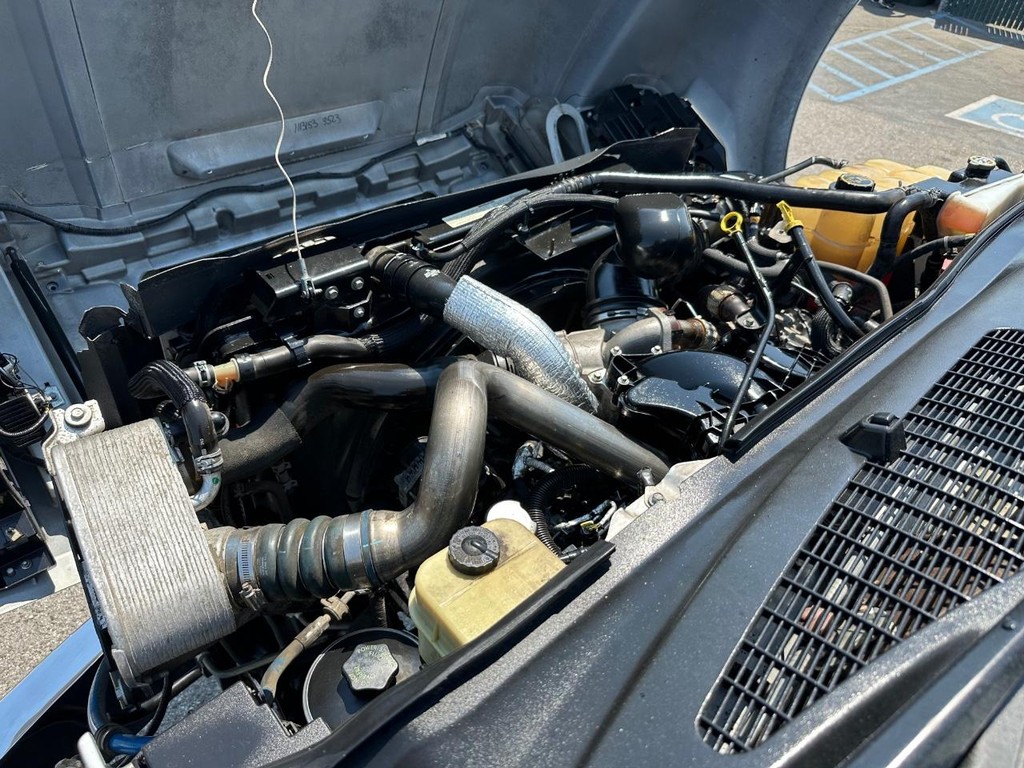 2016 Ford F-650 Crew Cab photo 44