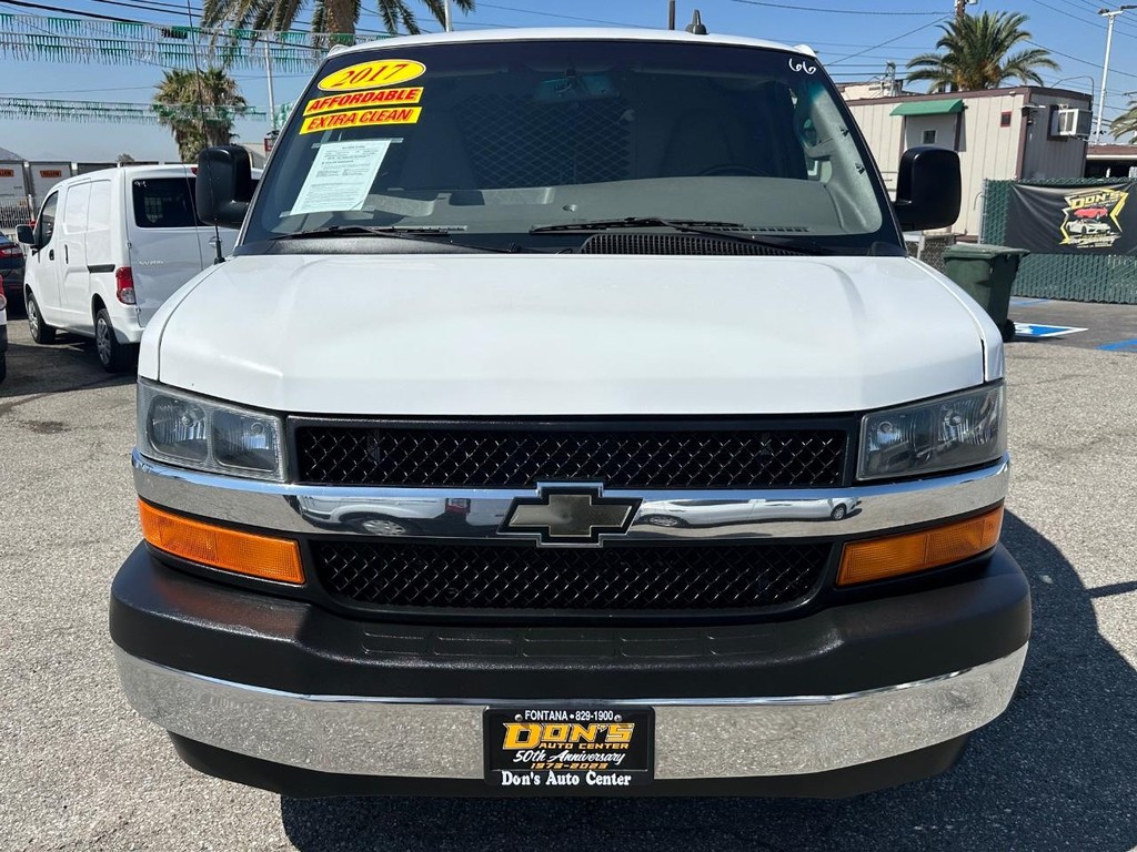 Chevrolet Express 2500 Vehicle Full-screen Gallery Image 04