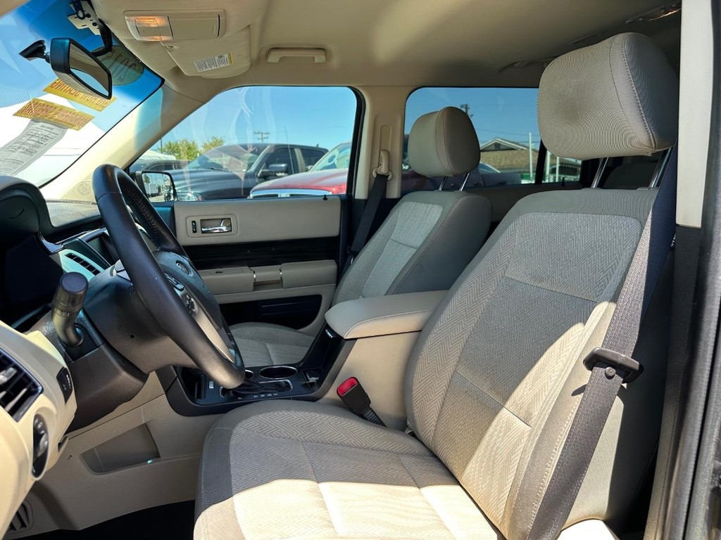 Ford Flex Vehicle Full-screen Gallery Image 18