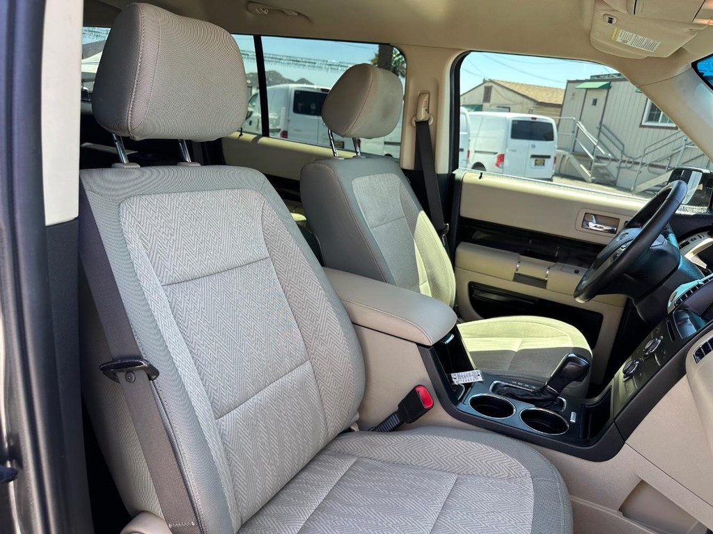 Ford Flex Vehicle Full-screen Gallery Image 22