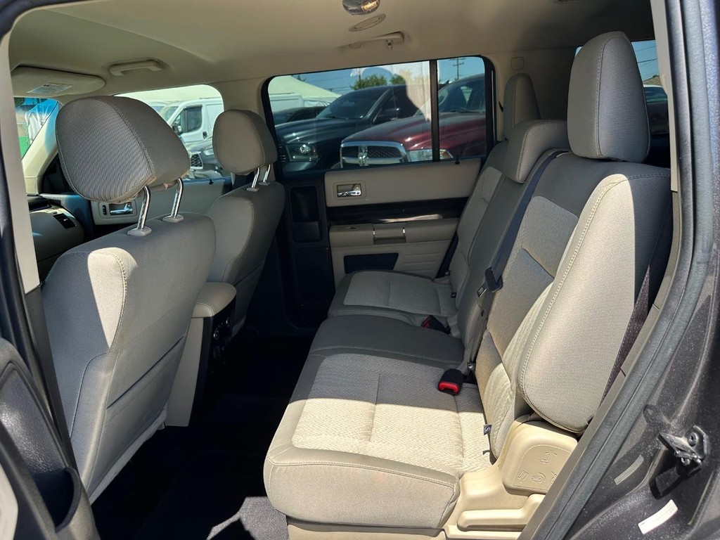 Ford Flex Vehicle Full-screen Gallery Image 32