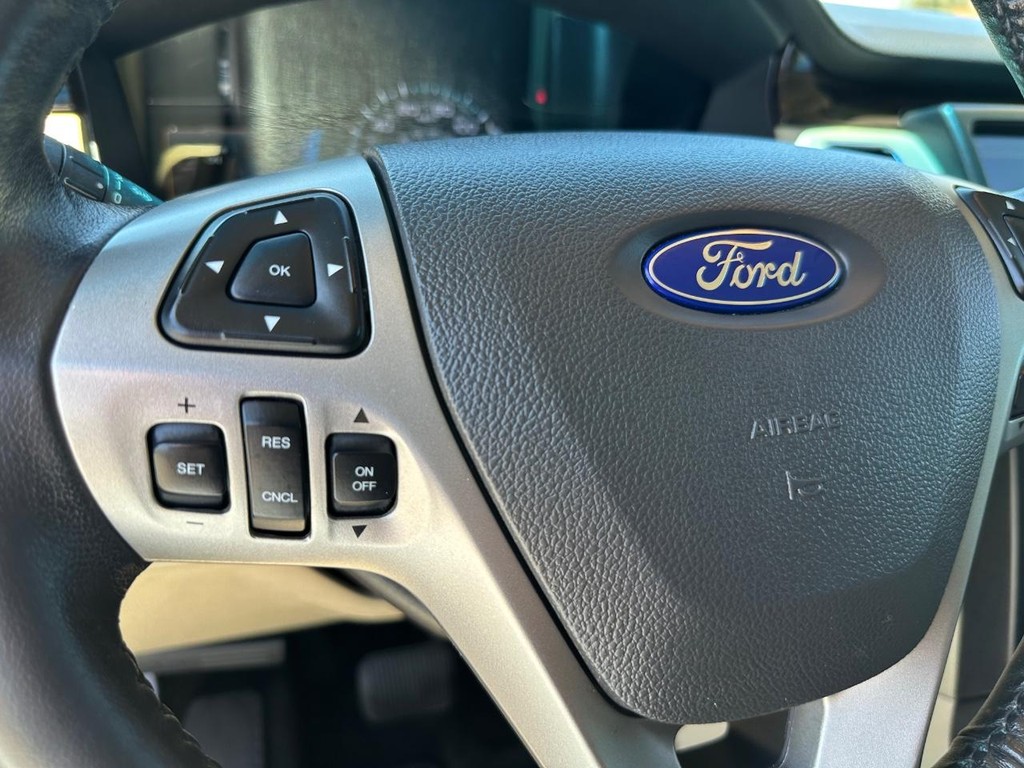 Ford Flex Vehicle Full-screen Gallery Image 36