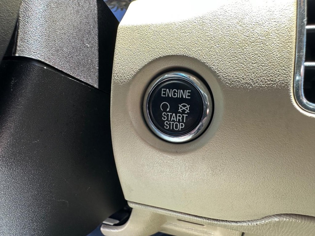 Ford Flex Vehicle Full-screen Gallery Image 38