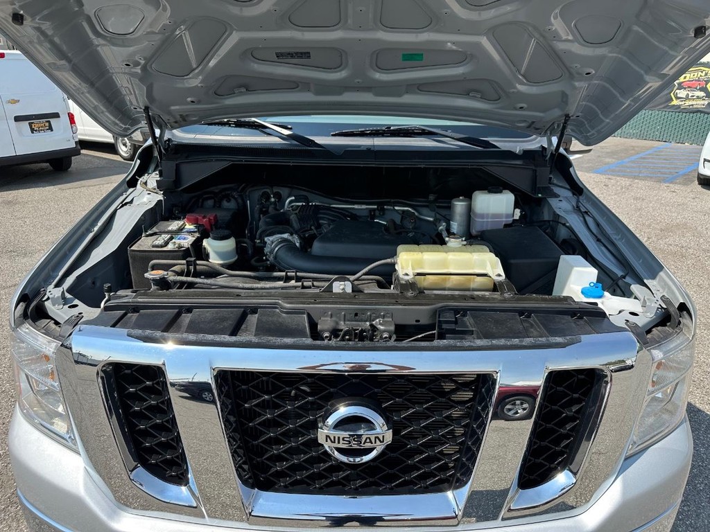 2020 Nissan NV3500 SV Passenger photo 4