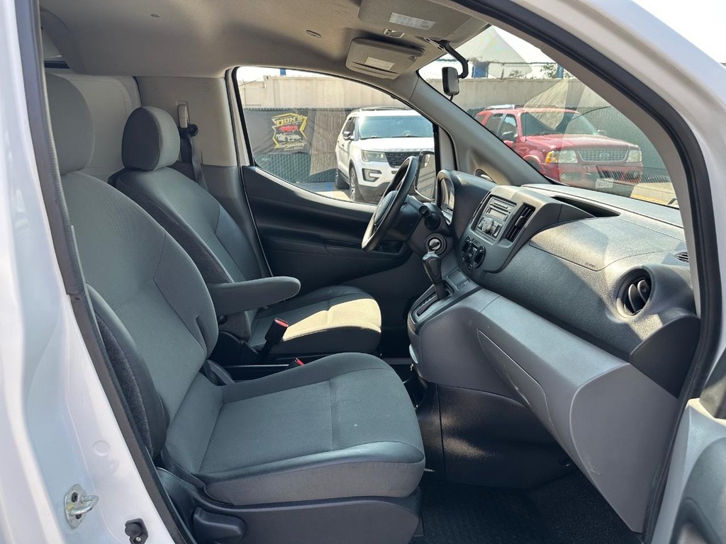 Chevrolet City Express Vehicle Full-screen Gallery Image 29