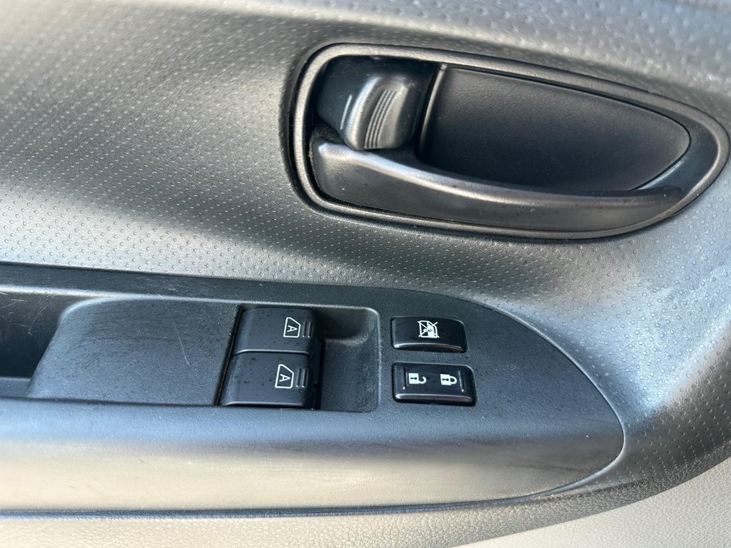 2017 Chevrolet City Express LS Cargo Van photo 2