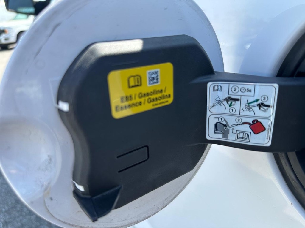 Ford F-150 Vehicle Full-screen Gallery Image 35