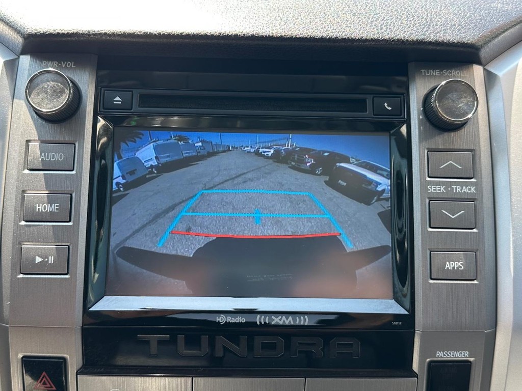 2017 Toyota Tundra SR5 CrewMax photo 41