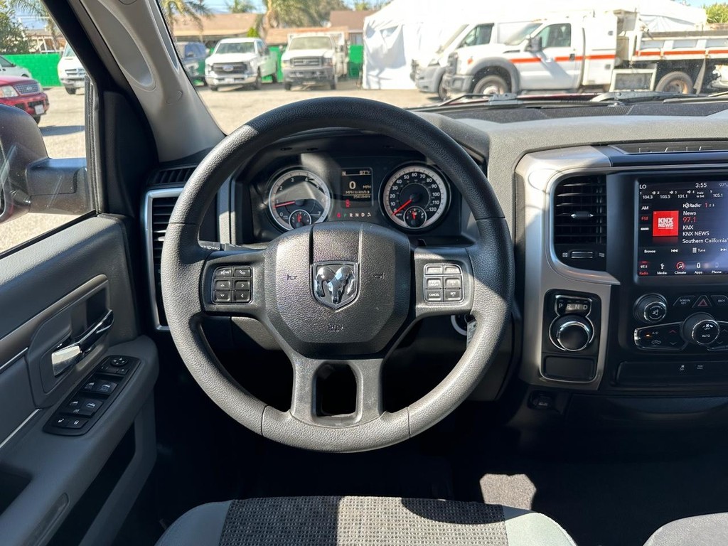 Ram 1500 Vehicle Full-screen Gallery Image 27