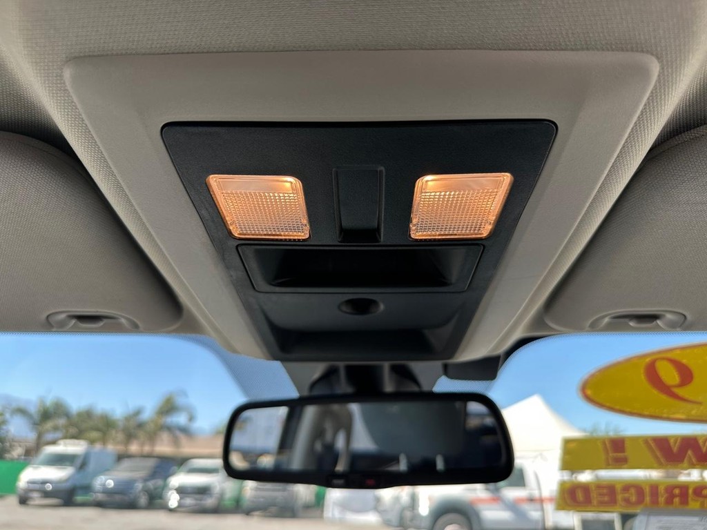 Ram 1500 Vehicle Full-screen Gallery Image 28