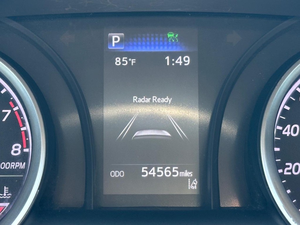 2024 Toyota Camry LE photo 4