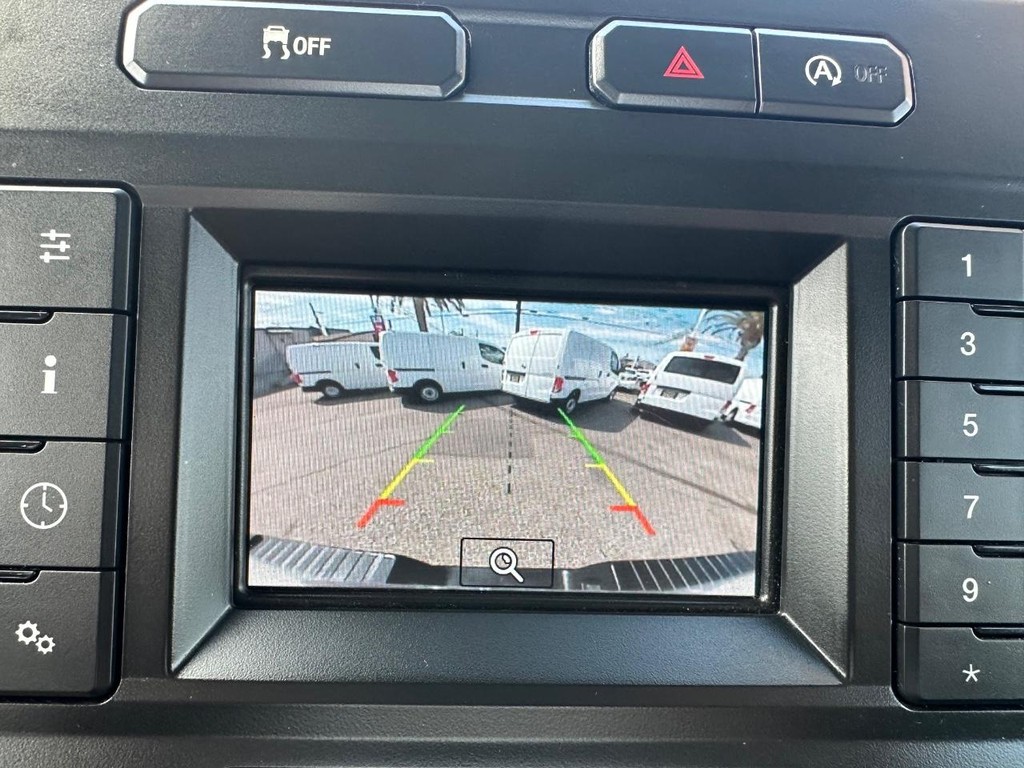 Ford F-150 Vehicle Full-screen Gallery Image 38