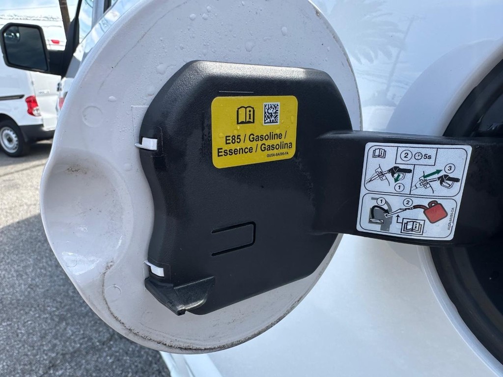 Ford F-150 Vehicle Full-screen Gallery Image 43