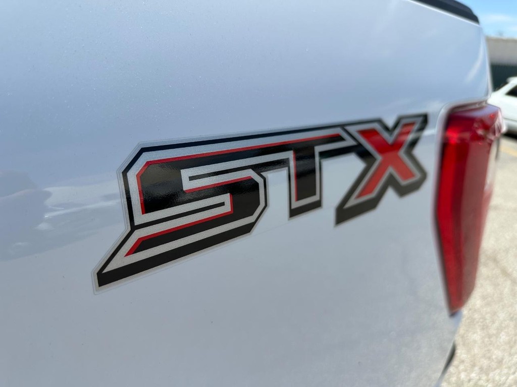 2021 Ford F-150 STX photo 4