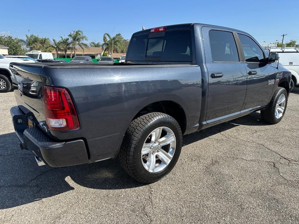 2016 Ram 1500 Sport photo 9