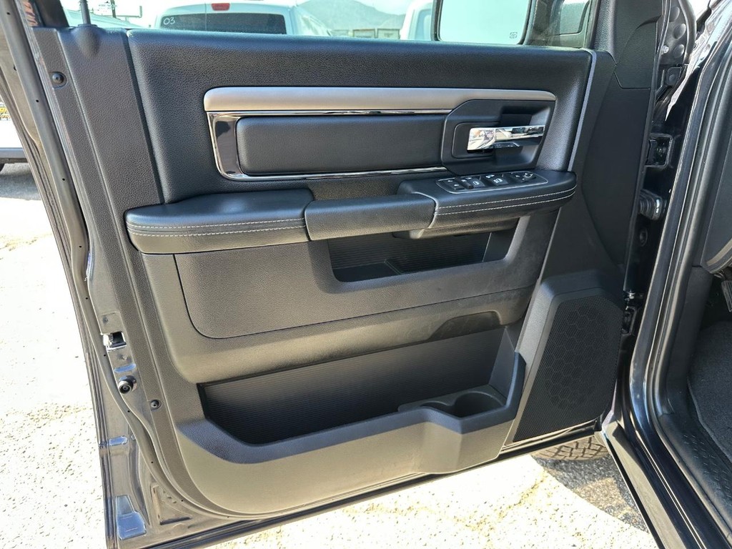 2016 Ram 1500 Sport photo 15