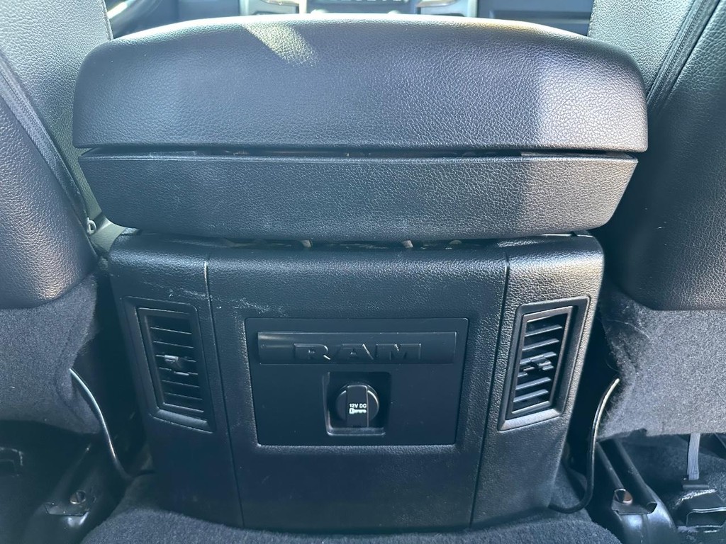 2016 Ram 1500 Sport photo 29